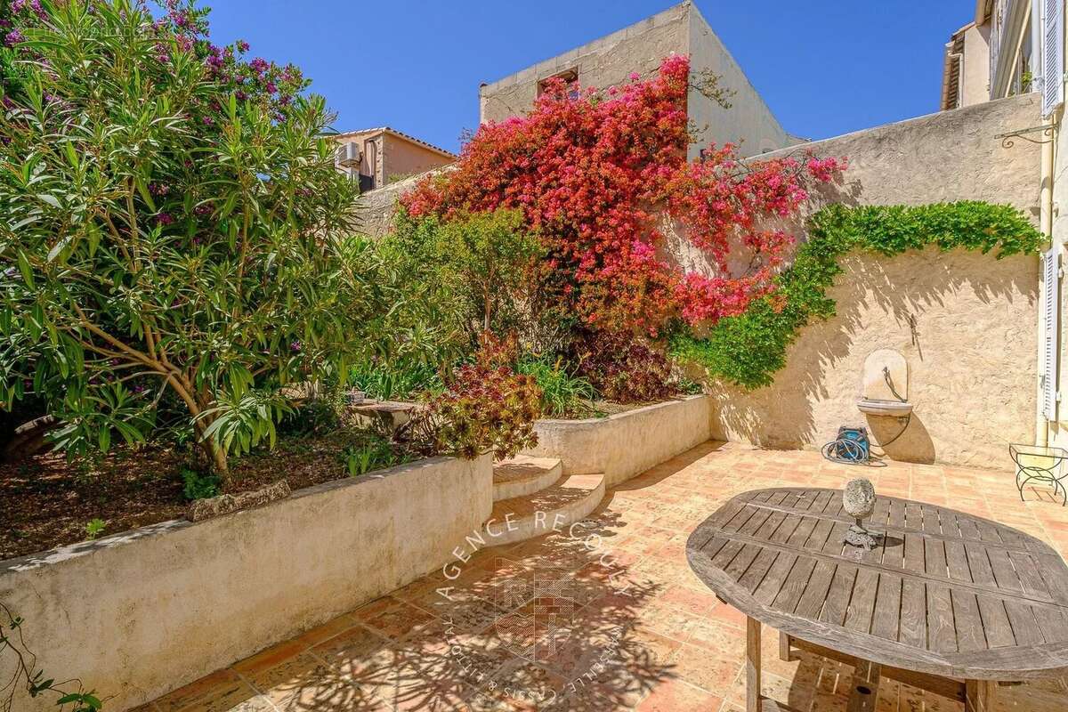 Maison à MARSEILLE-7E