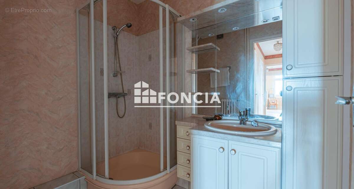 Appartement à ROUSSILLON
