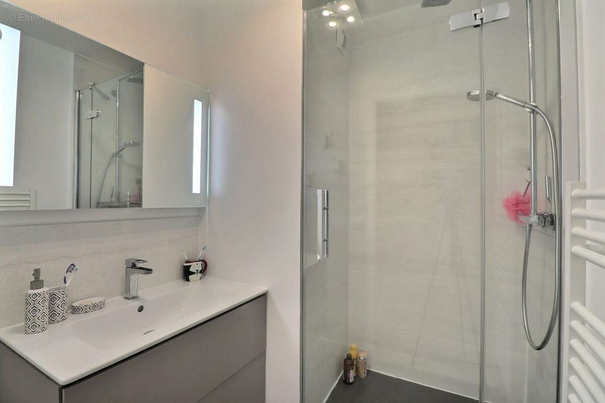 Appartement à CHATILLON