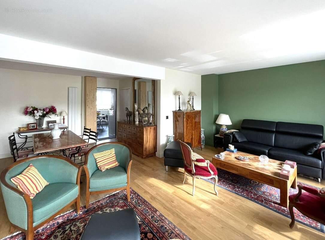 Appartement à VERSAILLES