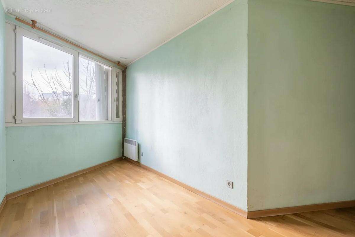 Appartement à AUBERVILLIERS