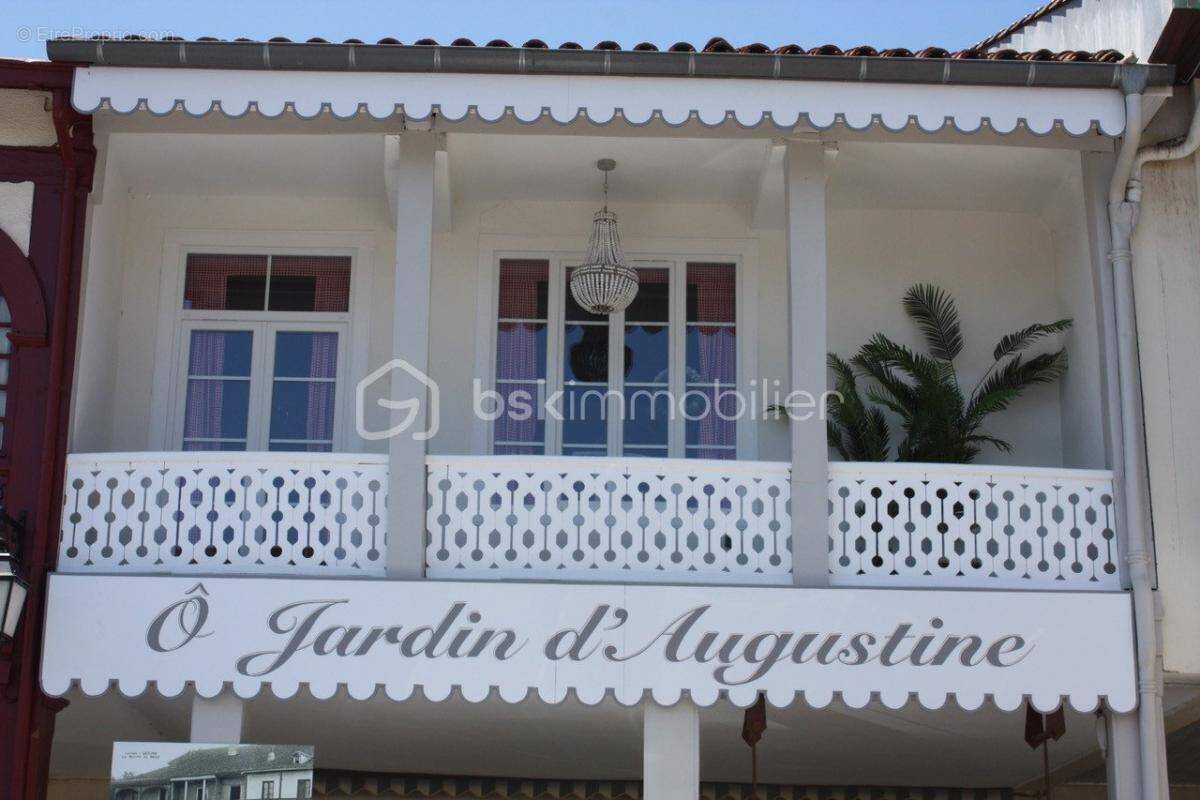 Appartement à GEAUNE