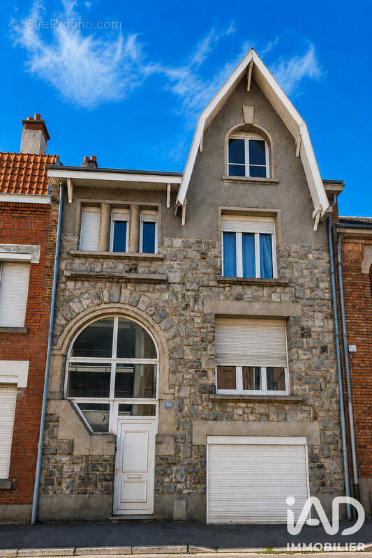 Photo 1 - Maison à CHARLEVILLE-MEZIERES