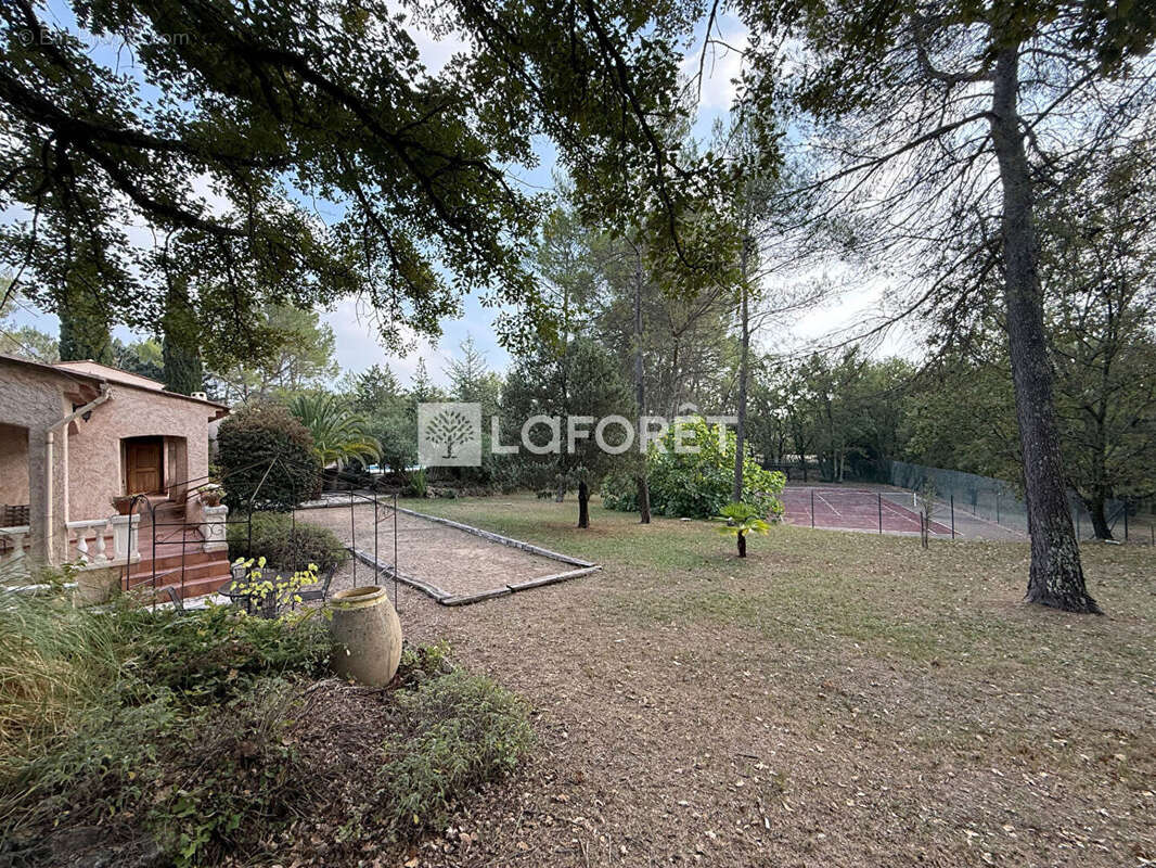 Maison à SAINT-PAUL-EN-FORET