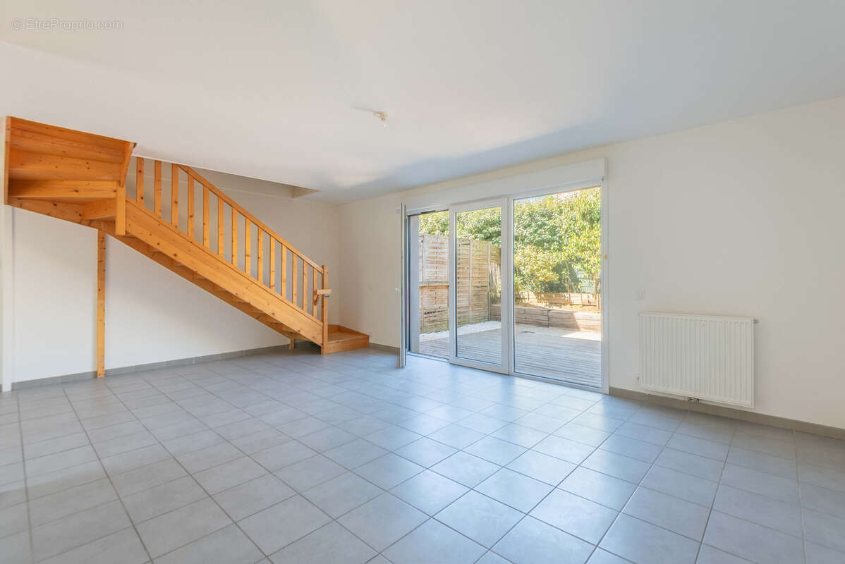 Maison de 78 m2 - 3 chambres - proche ecole et toutes commodites - photo 6