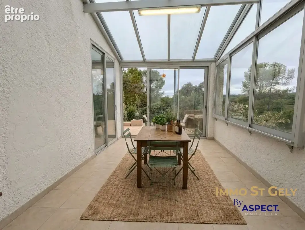 Maison 5 pièces 147 m² à vendre à Saint-Clement-De-Riviere (34980) - photo 5