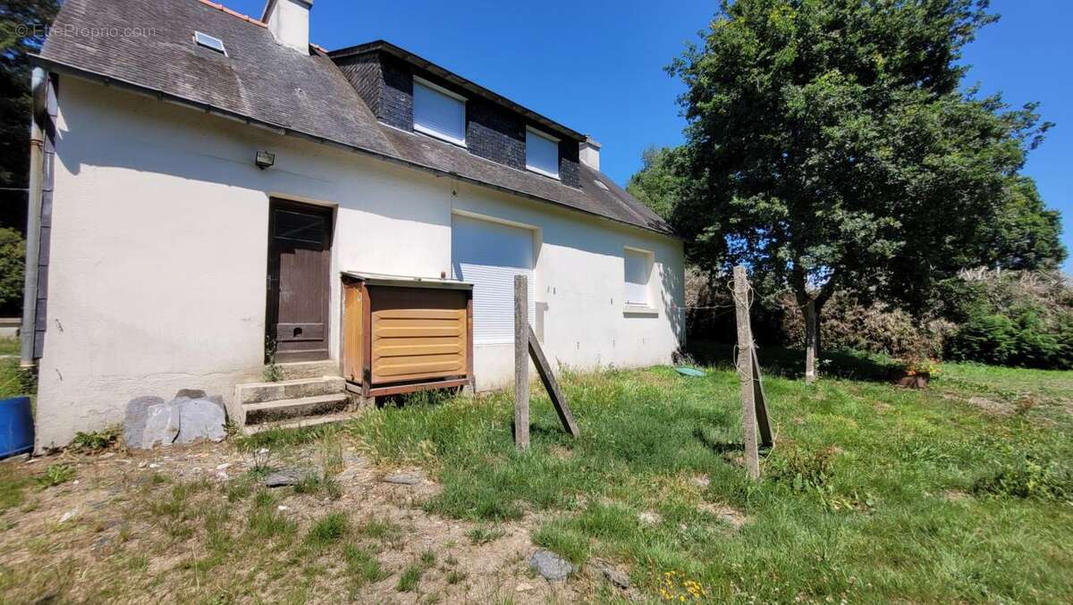 Maison à LE HAUT-CORLAY