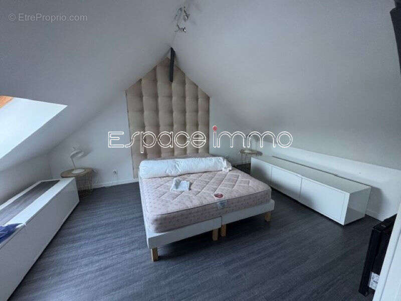 Appartement à SAINT-ETIENNE-DU-ROUVRAY