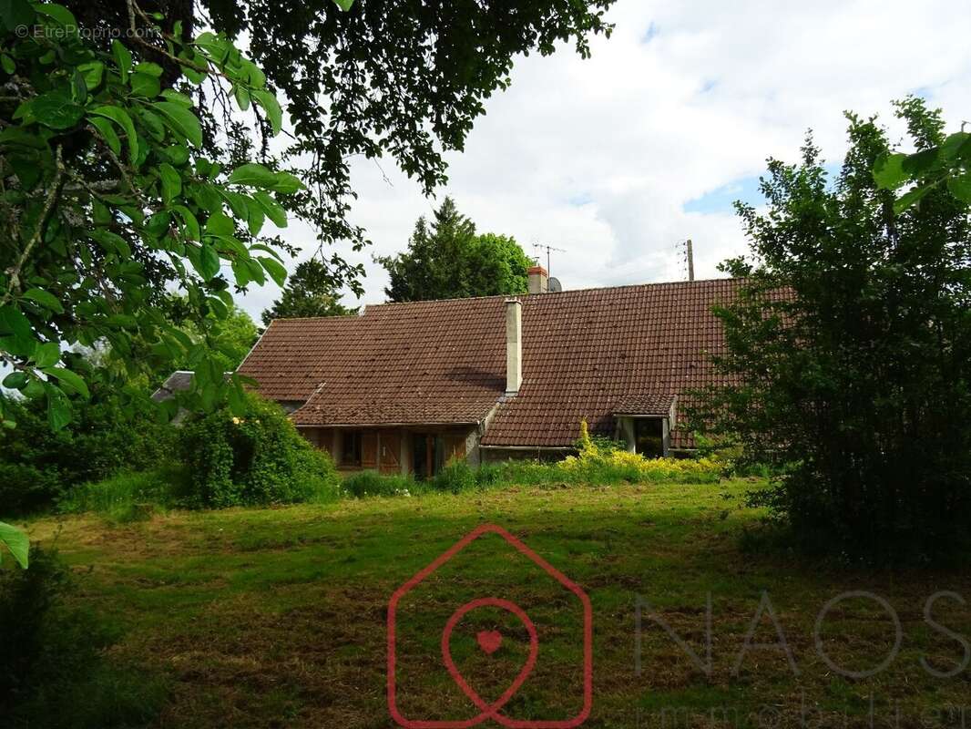 Maison à BARLIEU