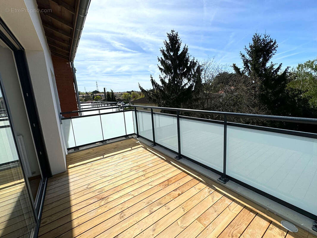 Appartement à SAINT-ORENS-DE-GAMEVILLE