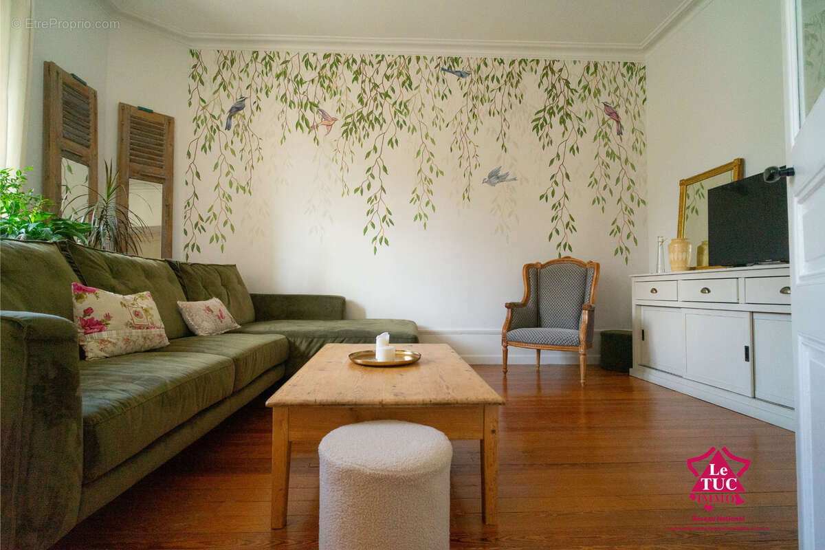 Appartement à AIX-LES-BAINS