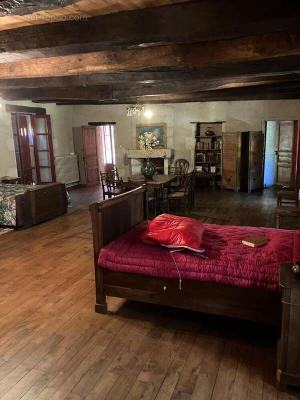 Maison 330 m² à Marsac-Sur-L'isle  - photo 6