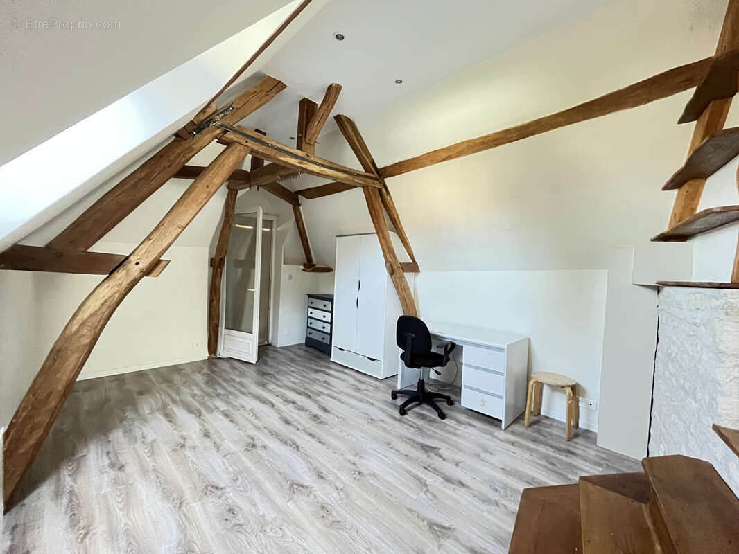 Maison à POURRAIN