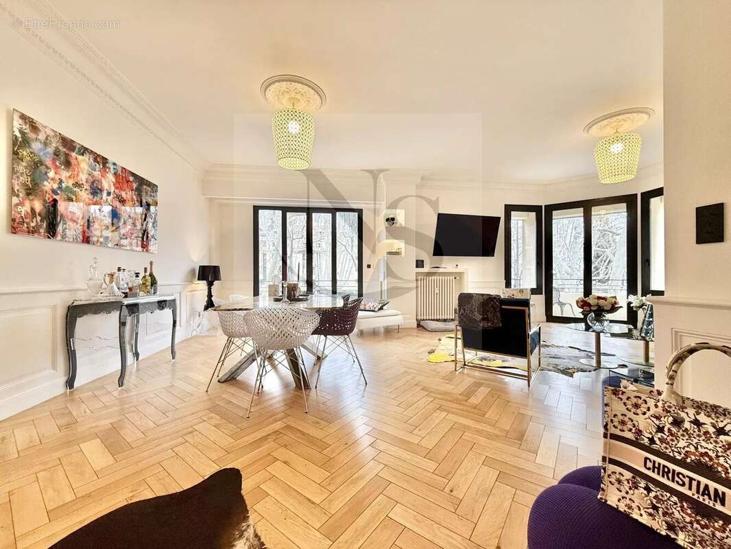 Appartement à AIX-EN-PROVENCE