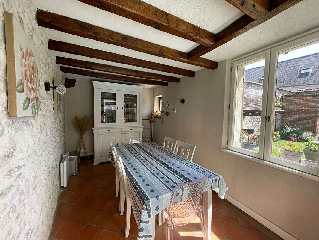 Maison à PUSSAY