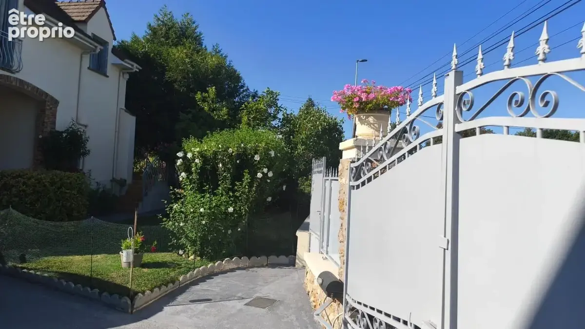 Maison à vendre 8 pièces LAGNY SUR MARNE (77) - photo 2