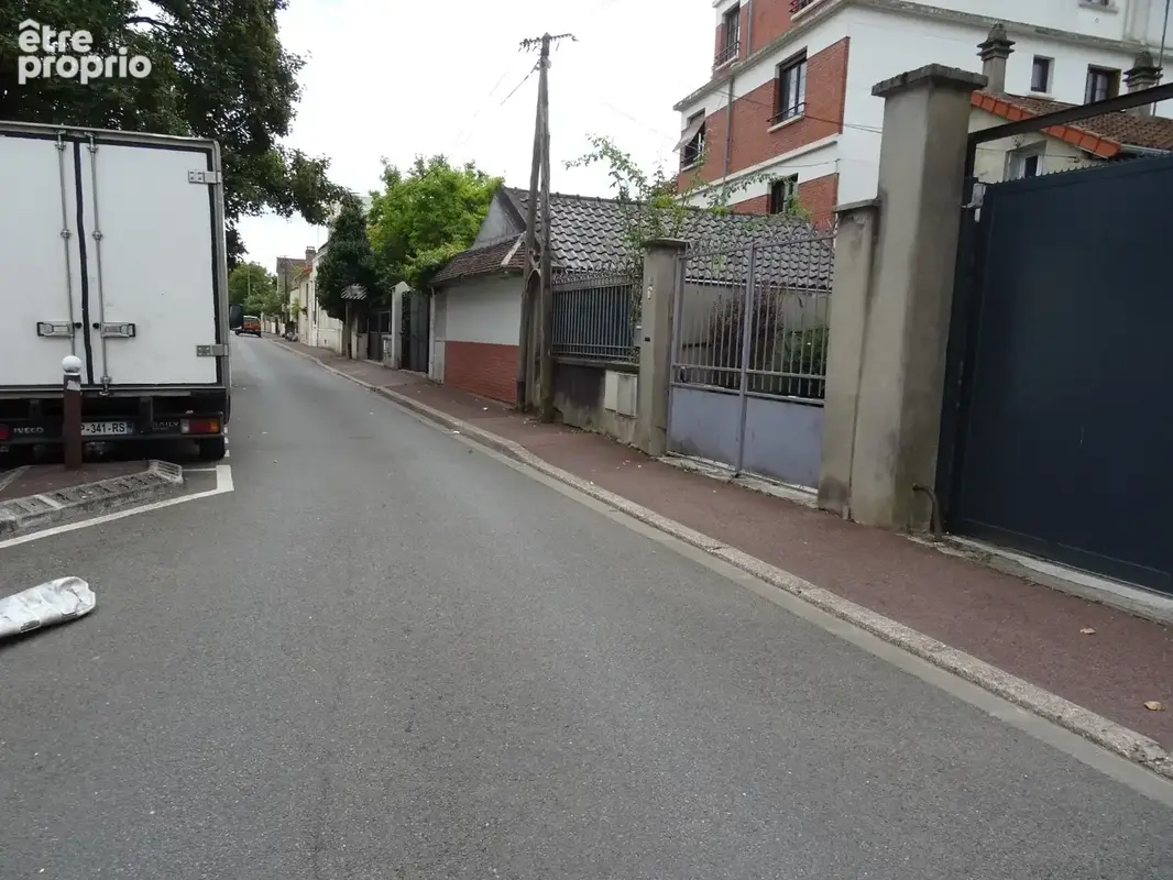 Parking rue de brie à creteil 94 - photo 2