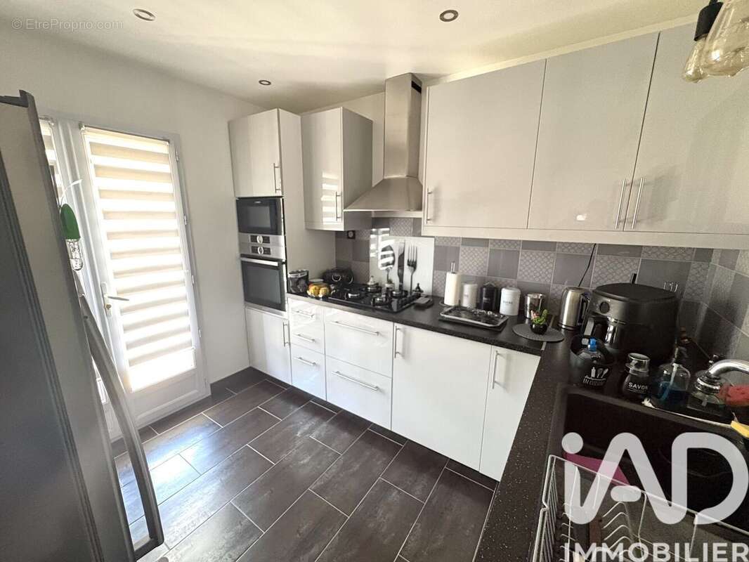 Maison 57 m² à Livry-Gargan  - photo 6