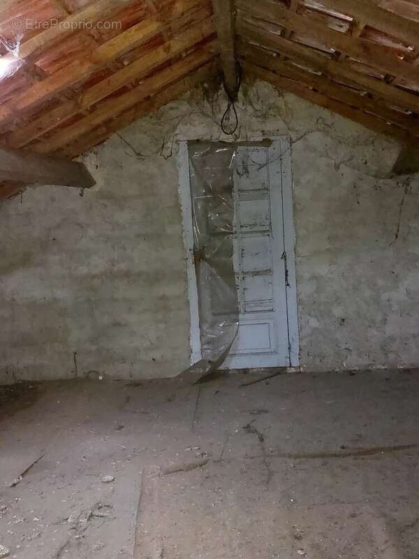 Maison à GARDONNE