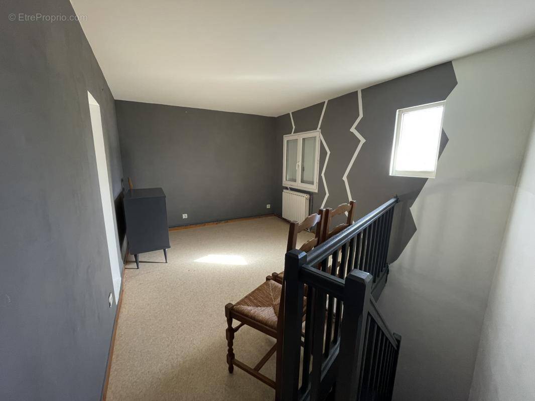 Maison à CHATELLERAULT