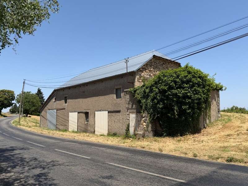 Grange a rehabiliter 200 m2 - photo 7