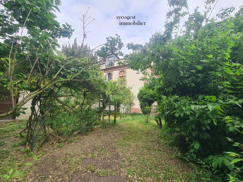 Appartement à NOISY-LE-SEC