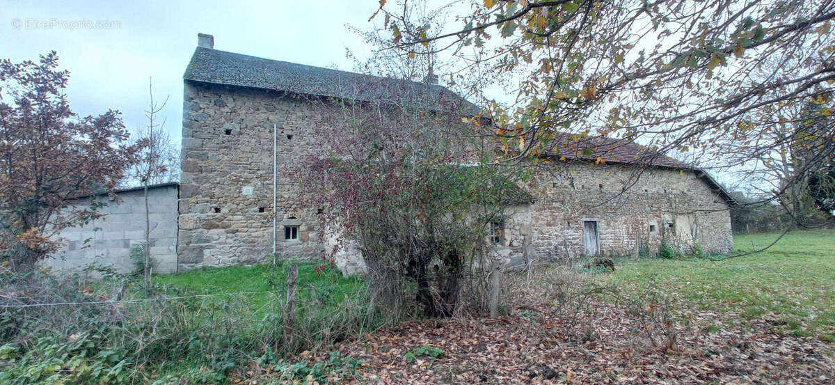 Maison à MARCILLAT-EN-COMBRAILLE