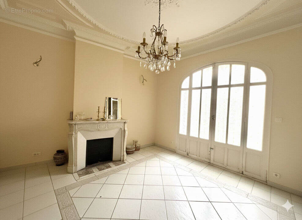 Maison à MARSEILLE-4E