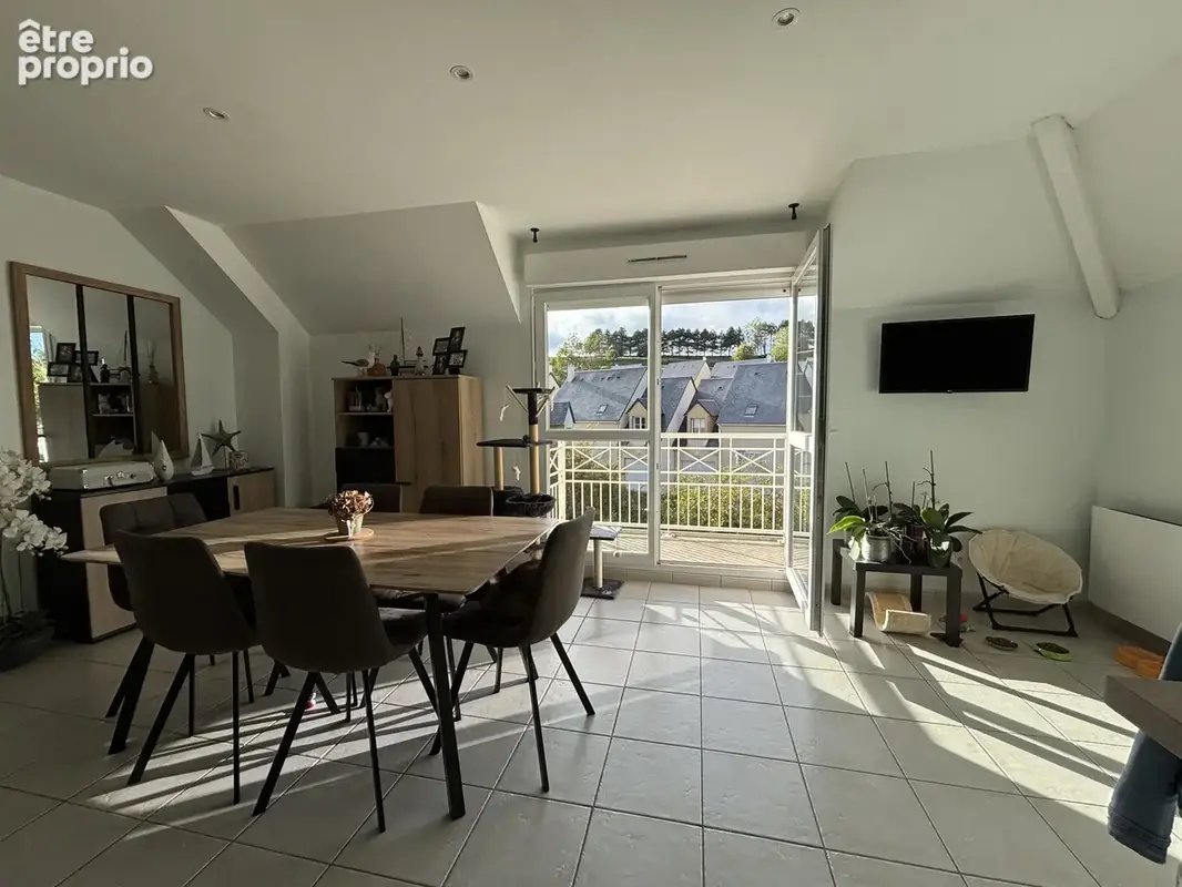 Photo Appartement à Port-En-Bessin-Huppain au prix de 212 000€