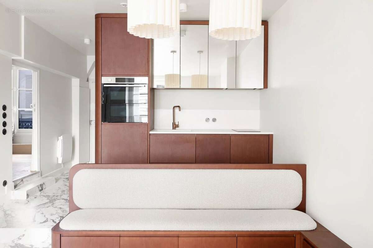 Appartement à PARIS-6E