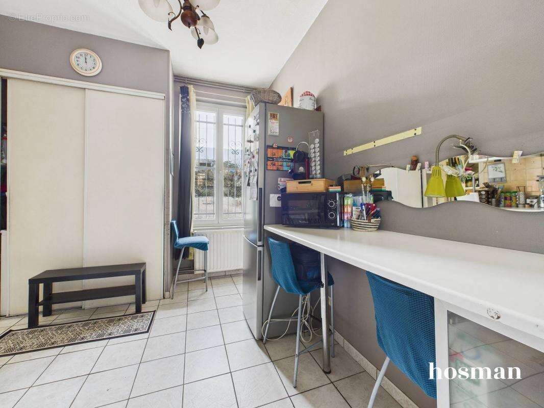 Maison à PIERRE-BENITE