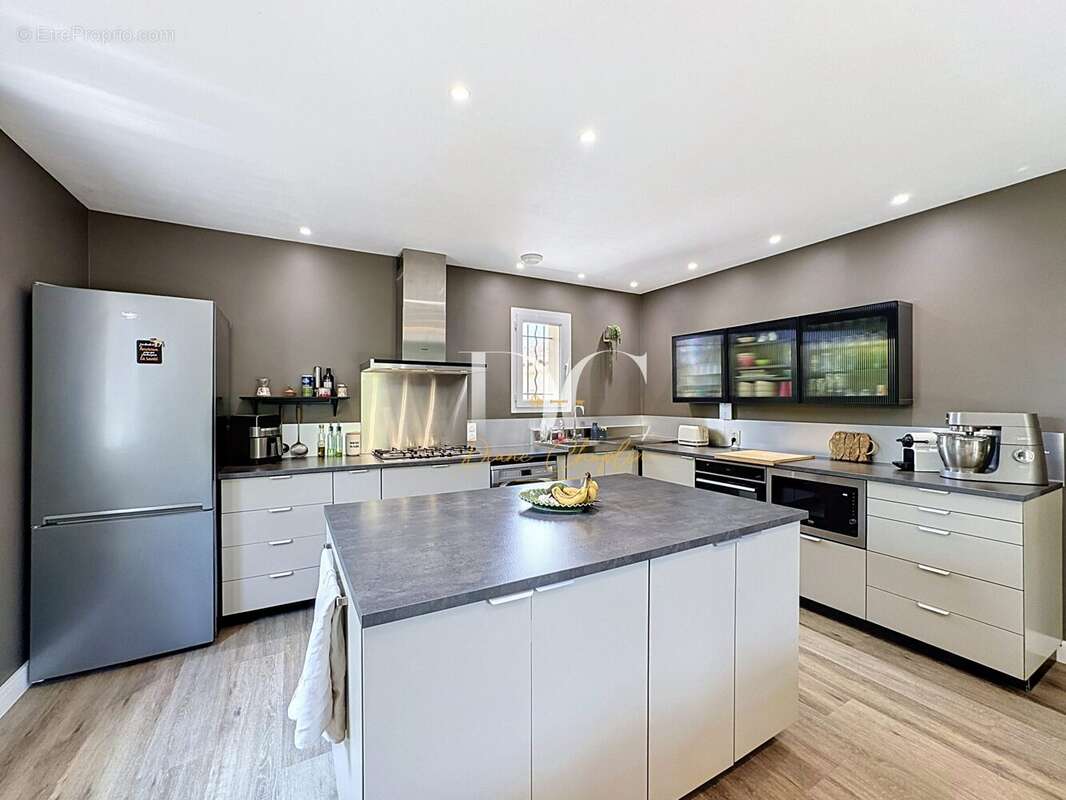 Maison 119 m² à L'isle-Sur-La-Sorgue  - photo 9