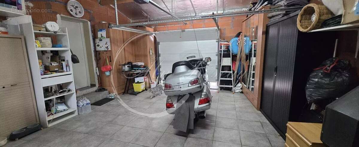 Maison à LEZIGNAN-CORBIERES