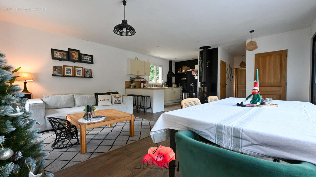 Maison à BEUZEVILLE-LA-GRENIER