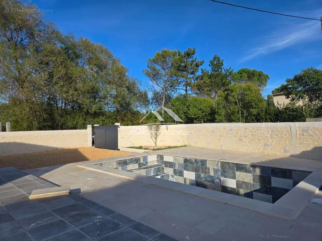 Maison à SAINT-PRIVAT-DES-VIEUX