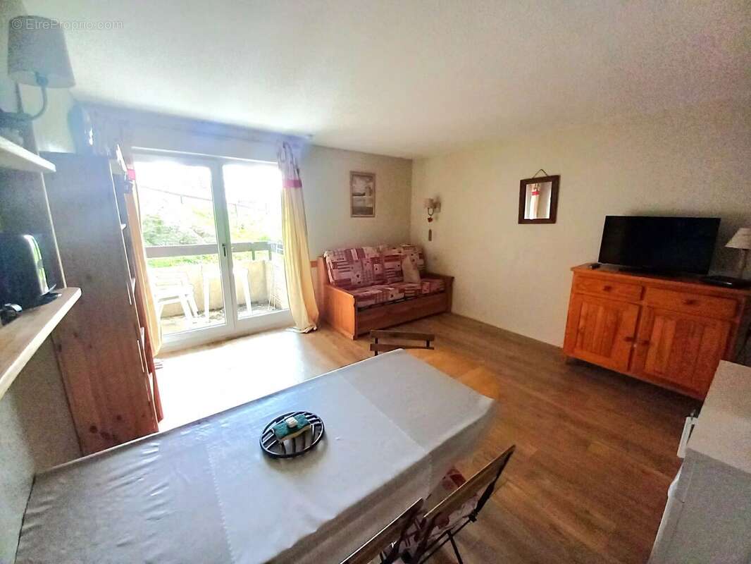 Appartement à FONT-ROMEU-ODEILLO-VIA