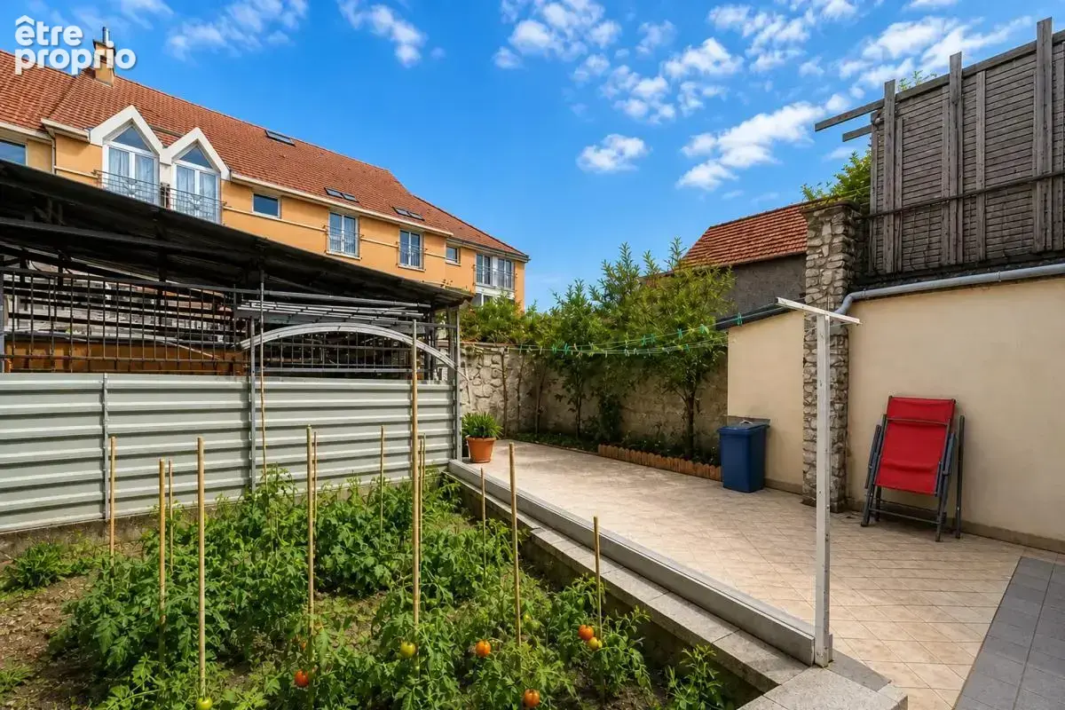 Maison en copropriété de 5 pièces de 85 m² à Mantes-la-Ville - photo 18