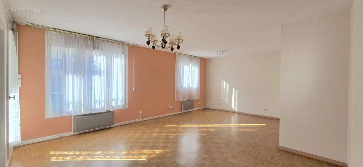 Appartement à AIX-LES-BAINS