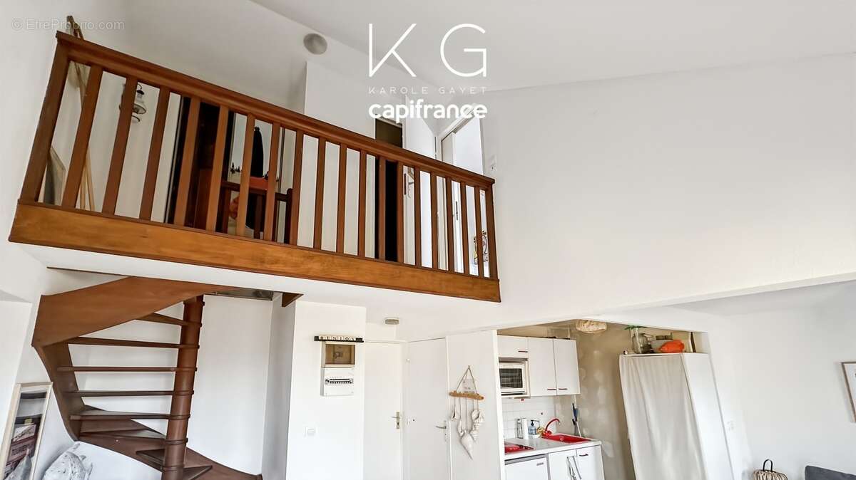 EXCLUSIVITE, à Tourgeville proche plage bel appartement en duplex 48 m2 à vendre 2 chambres, balcon et parking - photo 4