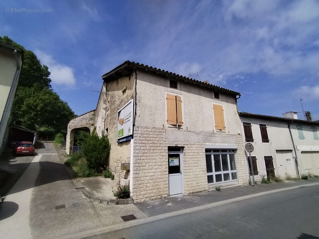 Maison à CHIZE