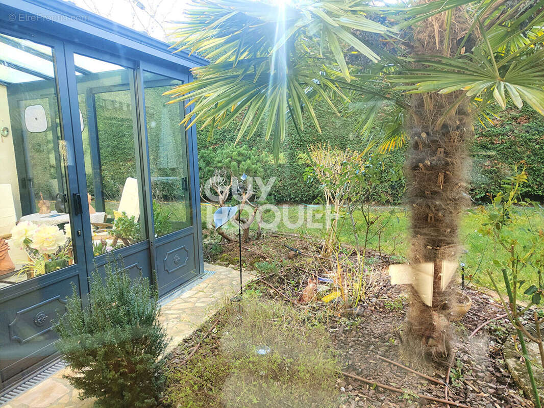 Maison à VILLE-D'AVRAY