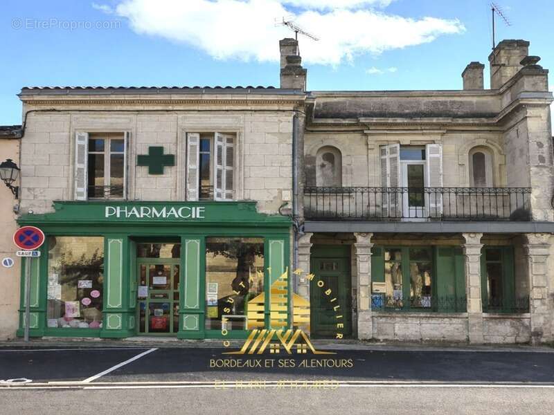Appartement à CAMBES