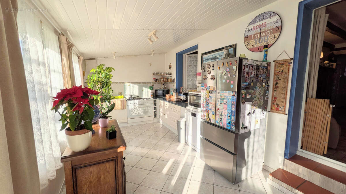 Autre à LAROQUE-DES-ALBERES