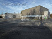 Commerce à MONTAIGU