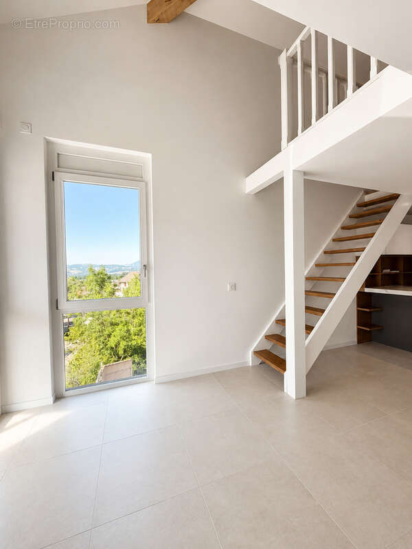 EXCLUSIVITÉ   Appartement T4 de 113 m2 utiles (104,49 m2 Loi Carrez)   Centre-ville de Cranves-Sales - photo 2