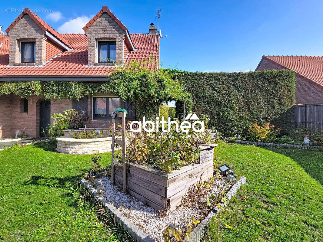 Maison à ANNOEULLIN