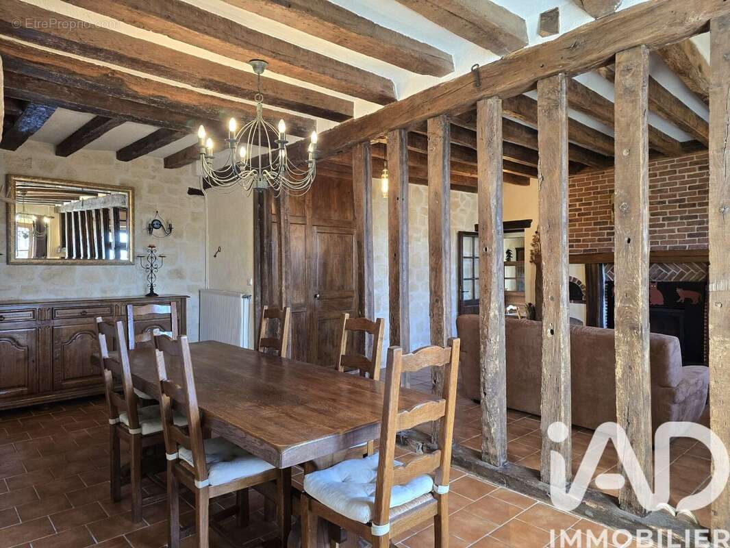 Maison 220 m² à Sancy-Les-Provins  - photo 6