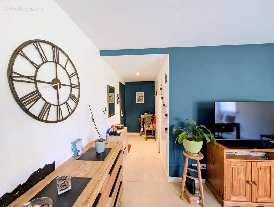 Appartement à MERY