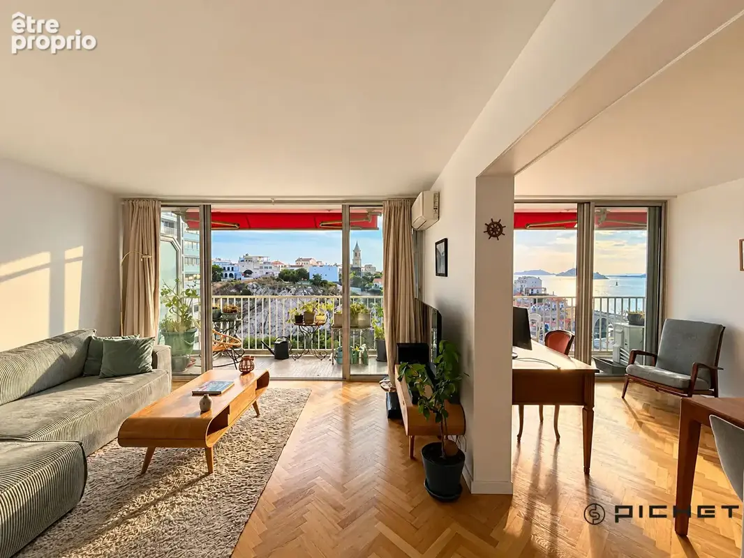 Appartement traversant avec balcon - Vallon des Auffes - photo 2
