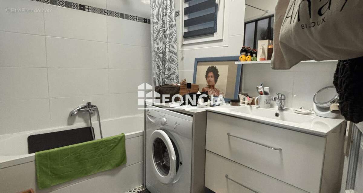 Appartement à PARIS-18E